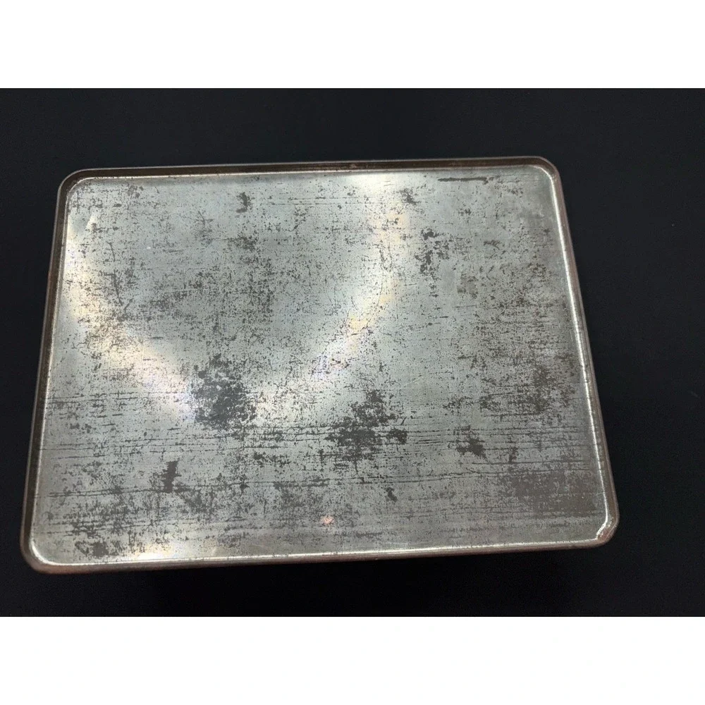 Vintage MILADY Toffee Tin Waller‎ & Hartley Ltd MADE in ENGLAND Hinged Lid 9.5x7